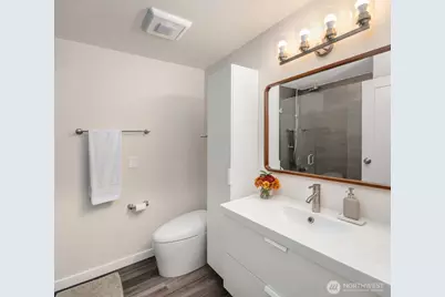 5225 50th Avenue NE #208, Seattle, WA 98105 - Photo 5