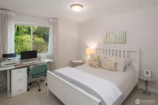 5225 50th Ave NE, Seattle, WA 98105 - Photo 3