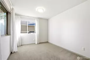 4416 Francis Ave N, Seattle, WA 98103 - Photo 13