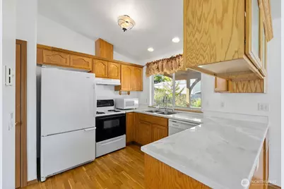 215 James Street S, Roy, WA 98580 - Photo 9