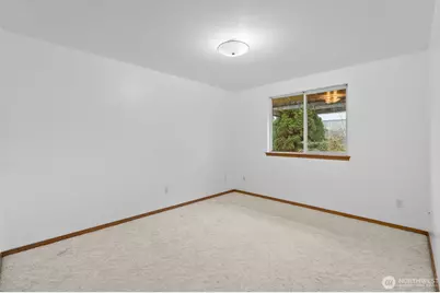 215 James Street S, Roy, WA 98580 - Photo 17