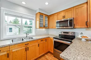 7701 Beacon Pl NE, Bremerton, WA 98311 - Photo 15