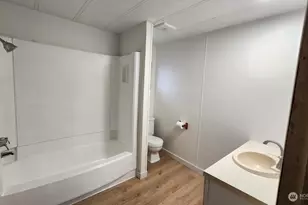 22007 29th Ave S, Des Moines, WA 98198 - Photo 9