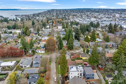 4048 32nd Avenue W #B, Seattle, WA 98199 - Photo 3