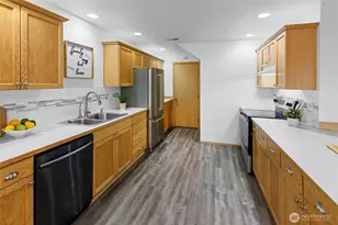 124 NE Tucannon Ct, Bremerton, WA 98311 - Photo 9