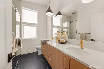 4050 32nd Avenue W, Seattle, WA 98199 - Photo 27