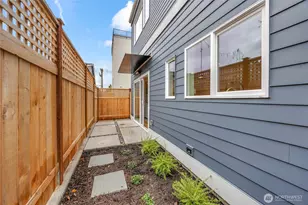 4050 32nd Ave W, Seattle, WA 98199 - Photo 23