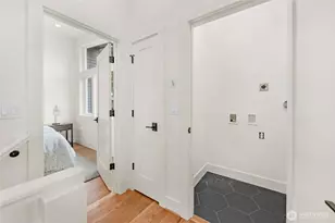 4050 32nd Ave W, Seattle, WA 98199 - Photo 29