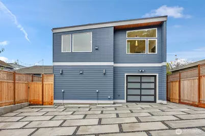 4050 32nd Avenue W, Seattle, WA 98199 - Photo 1