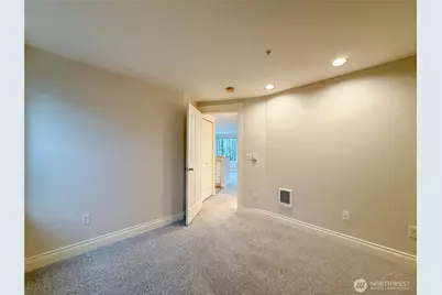 2334 Thorndyke Ave W #202, Seattle, WA 98199 - Photo 29