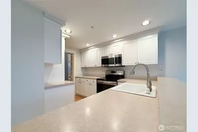 2334 Thorndyke Ave W #202, Seattle, WA 98199 - Photo 15