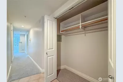 2334 Thorndyke Ave W #202, Seattle, WA 98199 - Photo 9