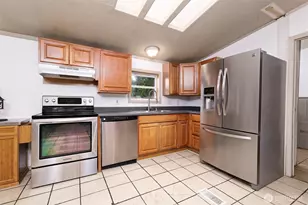 221 E Little Bear Ln, Shelton, WA 98584 - Photo 9