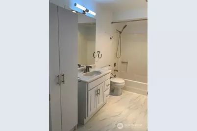 14435 NE 40 Street #B101, Bellevue, WA 98007 - Photo 11