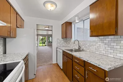 8516 196th Street SW #105, Edmonds, WA 98026 - Photo 13