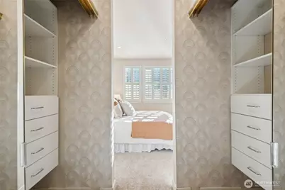 120 Newport Way NW #16, Issaquah, WA 98027 - Photo 21