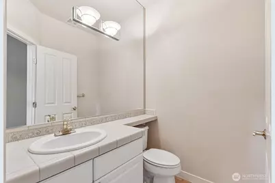 120 Newport Way NW #16, Issaquah, WA 98027 - Photo 17