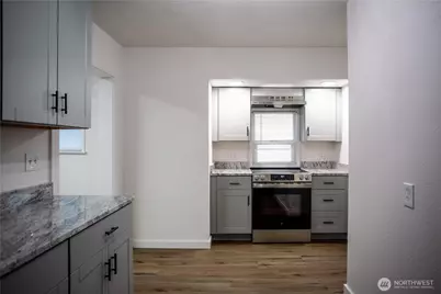 526 Hillkress Street, Centralia, WA 98531 - Photo 3