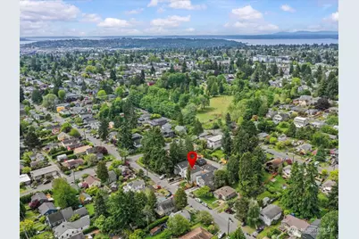 9017 Dibble Avenue NW, Seattle, WA 98117 - Photo 33