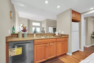 7347 Old Redmond Rd, Redmond, WA 98052 - Photo 9