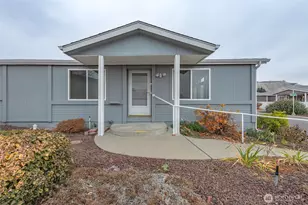 1705 Twins Peaks Dr, Wenatchee, WA 98801 - Photo 3