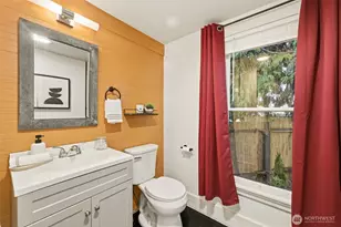 1109 S 14th St, Tacoma, WA 98405 - Photo 17