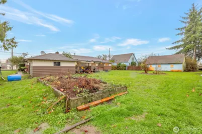 6216 20th Street E, Fife, WA 98424 - Photo 3