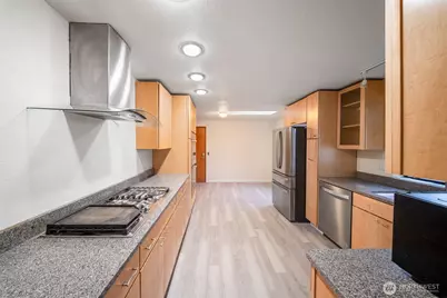 6025 Boulevard Loop SE, Olympia, WA 98501 - Photo 11