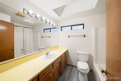 6025 Boulevard Loop SE, Olympia, WA 98501 - Photo 23