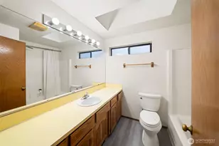 6025 Boulevard Loop SE, Olympia, WA 98501 - Photo 23