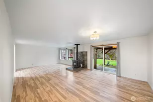 6025 Boulevard Loop SE, Olympia, WA 98501 - Photo 7