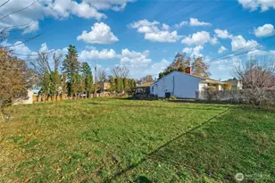 310 W 5th St, Waitsburg, WA 99361 - Photo 33