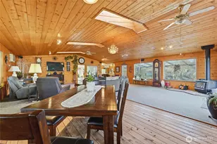 310 W 5th St, Waitsburg, WA 99361 - Photo 9