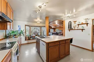 310 W 5th St, Waitsburg, WA 99361 - Photo 13