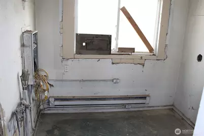 113 S Lutcher Avenue, Lind, WA 99341 - Photo 9