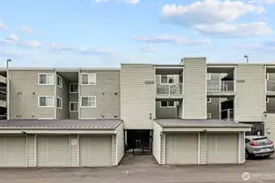 22215 6th Ave S, Des Moines, WA 98198 - Photo 33