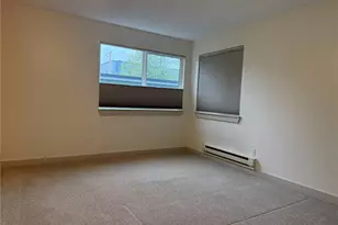 22215 6th Ave S, Des Moines, WA 98198 - Photo 23