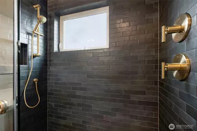 4048 32nd Avenue W, Seattle, WA 98199 - Photo 27