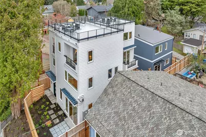 4048 32nd Avenue W, Seattle, WA 98199 - Photo 3