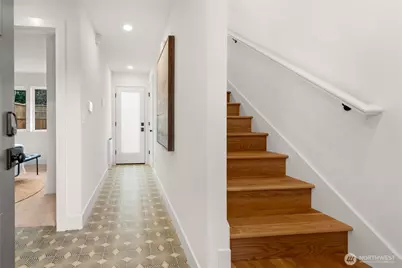 4048 32nd Avenue W #B, Seattle, WA 98199 - Photo 5