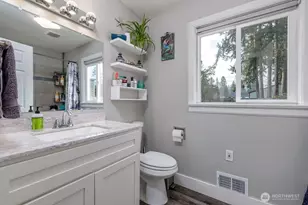 814 117th St S, Tacoma, WA 98444 - Photo 11