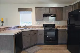 1303 30th St, Seaview, WA 98624 - Photo 5