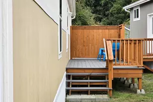 1303 30th St, Seaview, WA 98624 - Photo 17