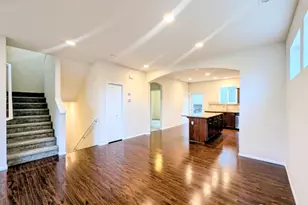 1242 93rd Dr NE, Lake Stevens, WA 98258 - Photo 3