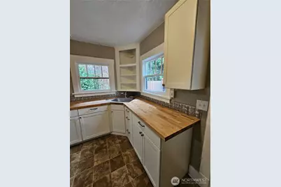 700 6 Street S, Kelso, WA 98626 - Photo 5