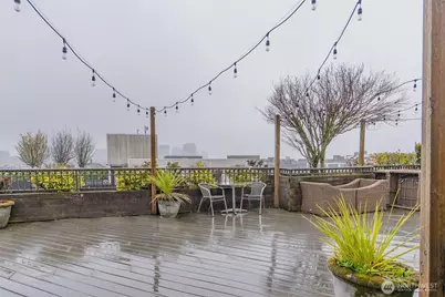 1125 E Olive Street #212, Seattle, WA 98122 - Photo 37