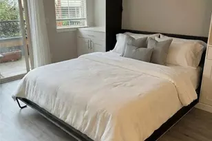 1125 E Olive St, Seattle, WA 98122 - Photo 13