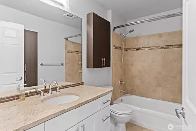 1125 E Olive Street #212, Seattle, WA 98122 - Photo 17