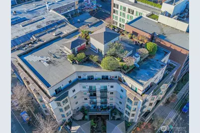 1125 E Olive Street #212, Seattle, WA 98122 - Photo 29