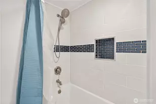 304 S 213th St, Des Moines, WA 98198 - Photo 29